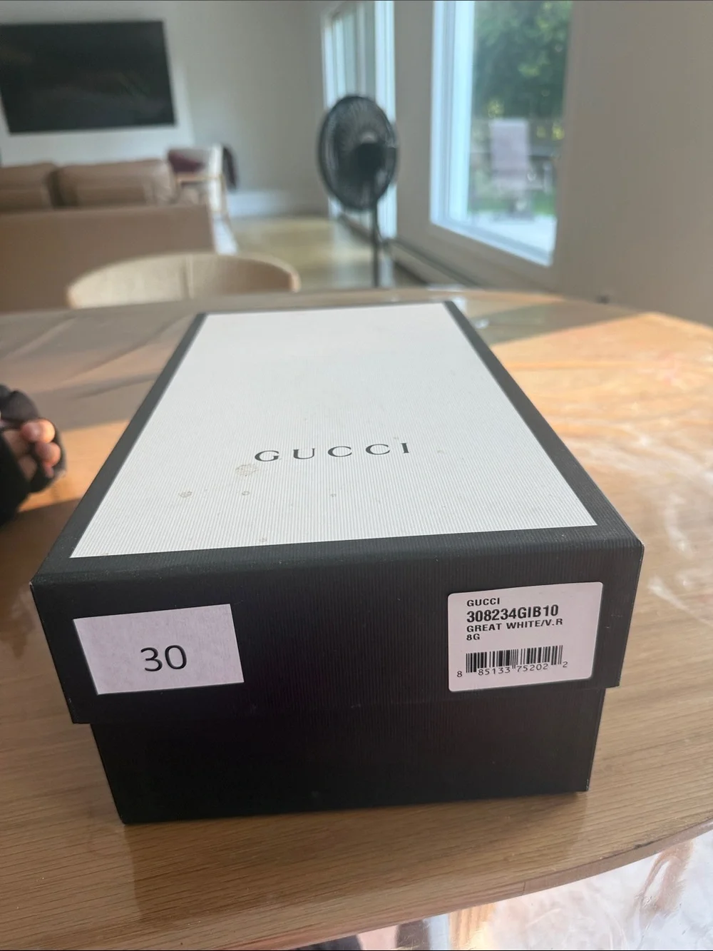 Men's Gucci sandals-brand new
